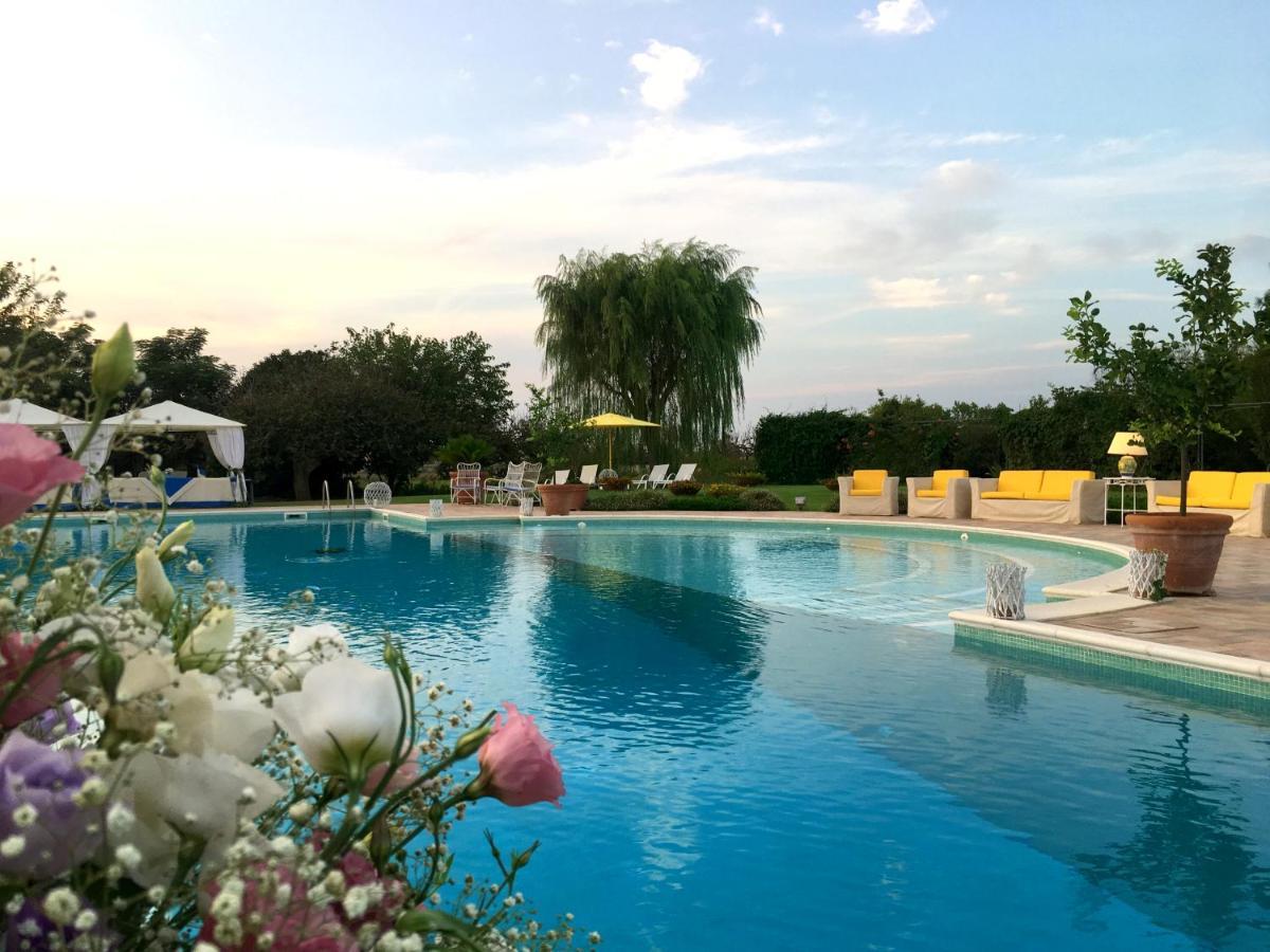 Tenuta Donnanna Agriturismo&Glamping Galatone Eksteriør bilde