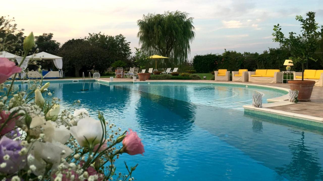 Tenuta Donnanna Agriturismo&Glamping Galatone Eksteriør bilde